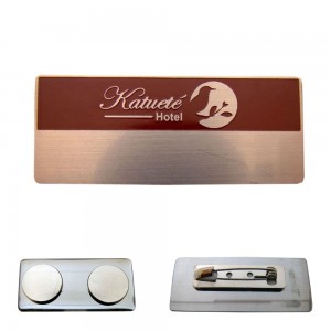 CRACHÁ EM AÇO-CH105